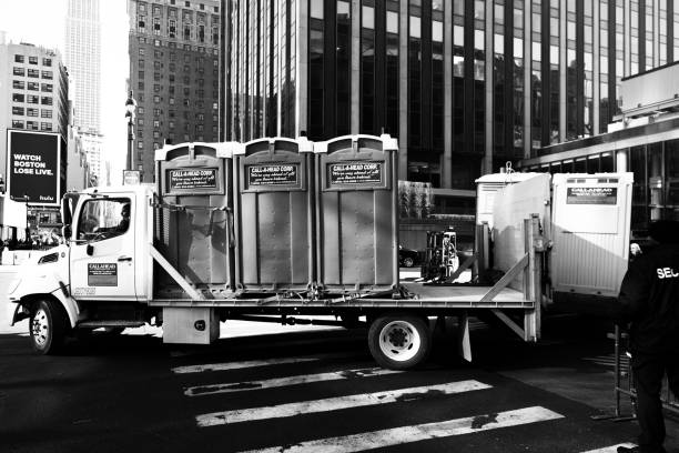Best Luxury portable toilet rental  in Vinings, GA